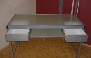 gebrauchter günstig Kinderzimmer-Schreibtisch