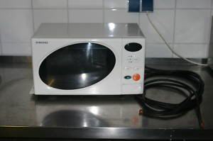 Microwelle billiger kaufen im 2te Hand Laden
