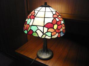 gebrauchte Möbel Tischlampe