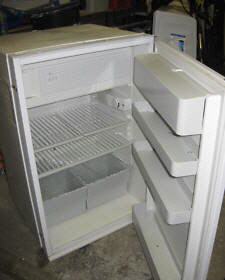 gebrauchter Einbaukühlschrank
