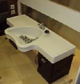 gebrauchtes Handwaschbecken