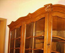 gebrauchte Möbel Vitrine