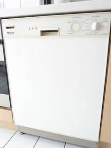 gebrauchte Geschirrspülmaschine