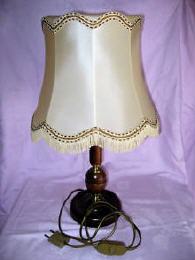 gebrauchte Möbel Tischlampe