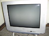 TV Gerät billig entsorgen im 2te Hand Laden