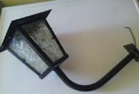 gebrauchte schwarze Wand-Außenlampe