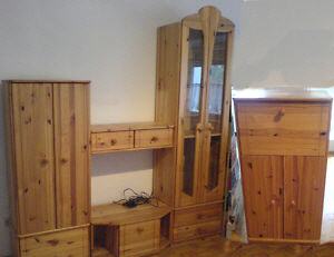 gebrauchte Möbel Wohnzimmervitrine