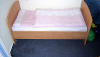 gebrauchtes günstiges Babybett