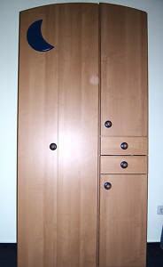 gebrauchter günstiger 2 türer Schrank
