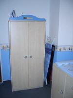 gebrauchter günstiger 2 türer Schrank billiger