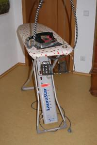 gebrauchtes Dampfbügeleisen