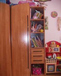 gebrauchter günstig Kinderzimmer-Schrank
