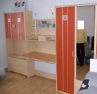 gebrauchter günstiger Kinderzimmer-Schrank