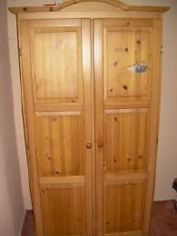 gebrauchter Möbel Kleiderschrank