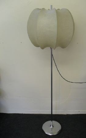 gebrauchte Möbel Stehlampe