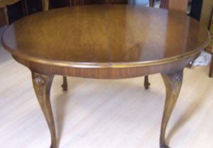 gebrauchter Tisch Chippendale ausziehbar