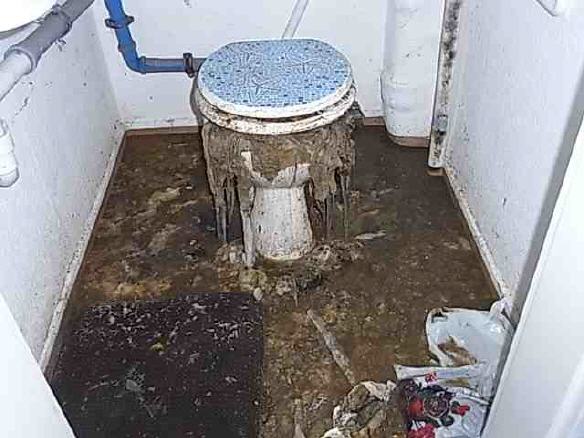 Entrümpelungen bei Wasserschaden